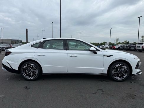 Certified 2026 Hyundai Sonata SEL FWD image 4