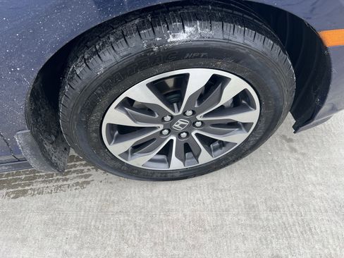 Used 2022 Honda Odyssey EX-L image 9