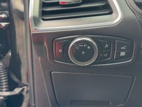 Certified 2024 Ford Edge ST w/ Equipment Group 401A image 9