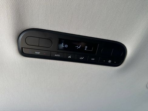 Used 2026 Hyundai Palisade SEL FWD image 24