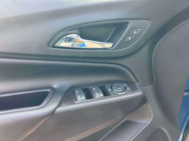 Used 2021 Chevrolet Equinox LT FWD image 16