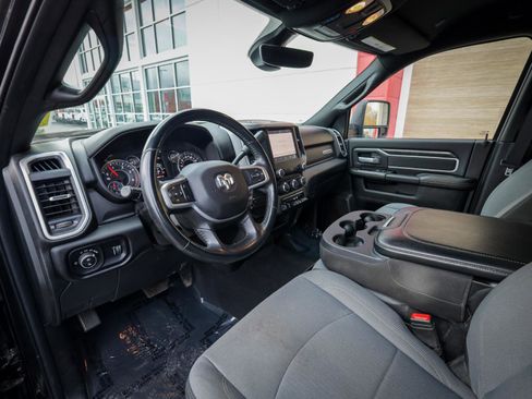 Used 2024 RAM 3500 Big Horn image 12