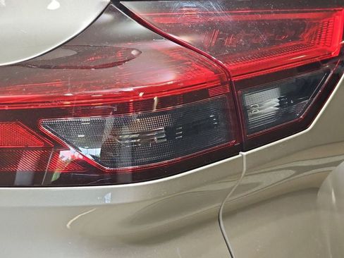 Used 2021 Nissan Rogue SL AWD/4WD image 36