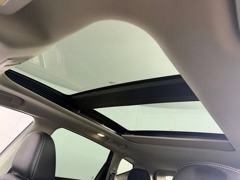 Used 2024 Nissan Murano SL FWD image 22
