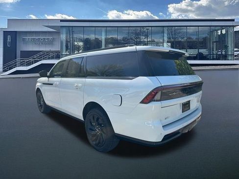 New 2026 Lincoln Navigator L Reserve image 5