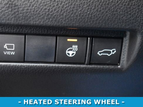 Used 2021 Toyota Venza Limited image 18