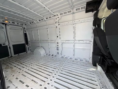 Used 2023 RAM ProMaster 3500 FWD image 14