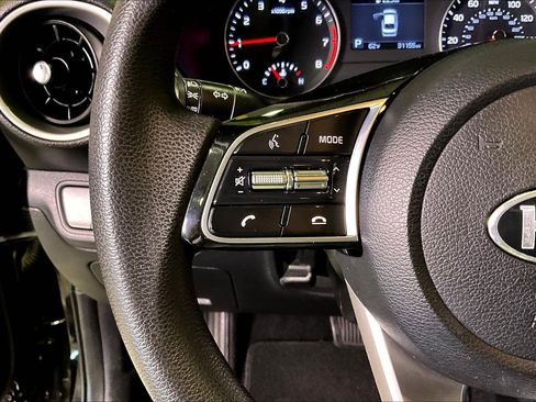 Used 2021 Kia Forte LXS image 11