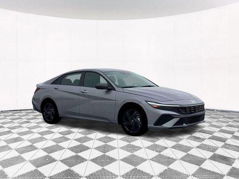 New 2026 Hyundai Elantra Sport image 15