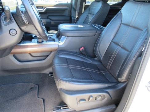 Used 2022 Chevrolet Silverado 1500 High Country image 18