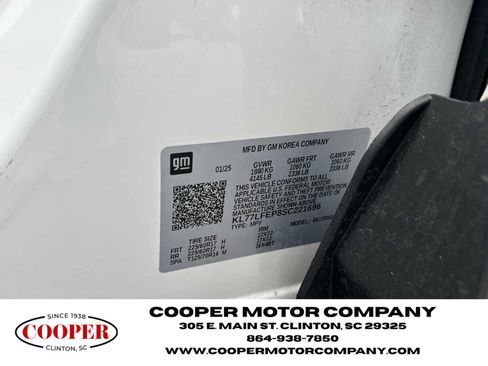 Used 2025 Chevrolet Trax LS FWD image 28