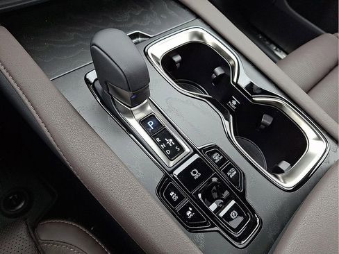 New 2026 Lexus RX 450h AWD image 8