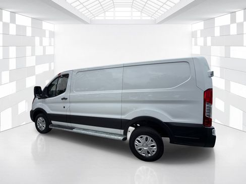 Used 2025 Ford Transit 250 Low Roof w/ Exterior Upgrade Package RWD image 5