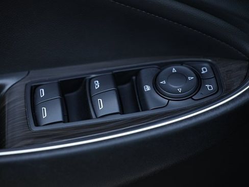 Used 2024 Chevrolet Malibu LT image 17