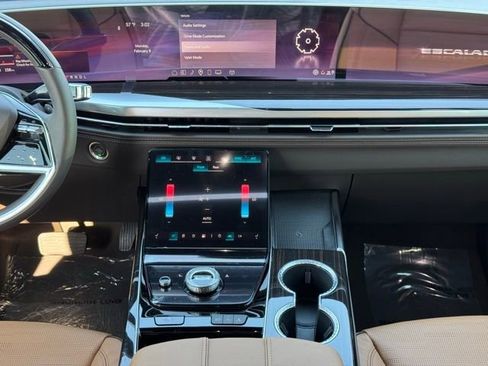 New 2026 Cadillac Escalade Luxury w/ LPO, Radiant Package image 29