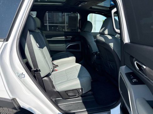 Used 2024 Kia Telluride SX Prestige X-Line AWD/4WD image 29