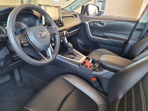 Certified 2021 Toyota RAV4 XLE Premium AWD/4WD image 12