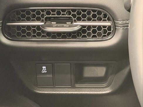 Certified 2024 Honda HR-V EX-L image 30