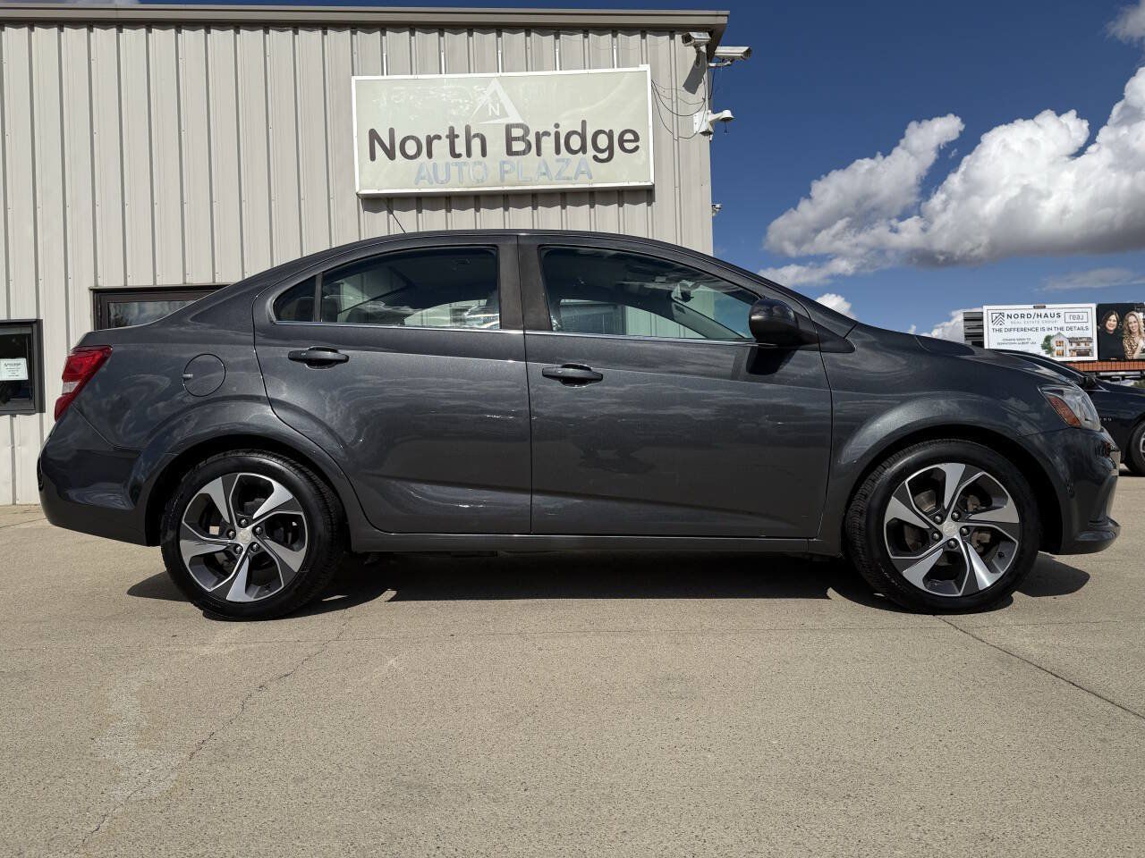 Used 2017 Chevrolet Sonic Premier FWD image 25