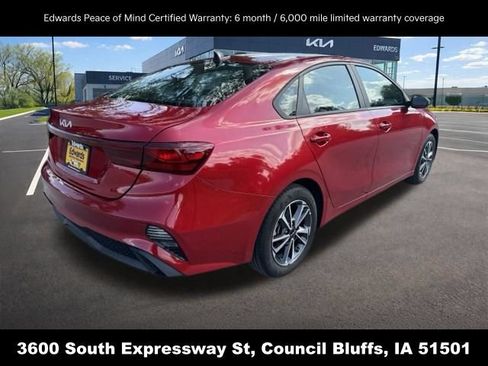 Used 2023 Kia Forte LXS w/ LXS Technology Package FWD image 3