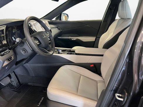Used 2025 Lexus RX 350h w/ Accessory Package (Z1) image 11
