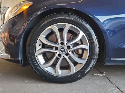 Used 2018 Mercedes-Benz C 300 Sedan image 25