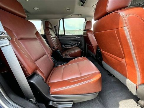 Used 2020 Chevrolet Tahoe Premier w/ Premier Plus Edition AWD/4WD image 16