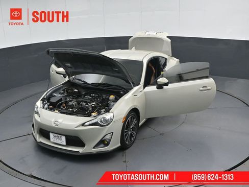 Used 2016 Scion FR-S image 39