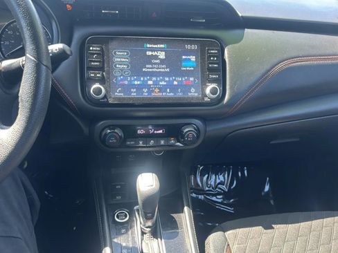 Used 2024 Nissan Kicks SR FWD image 13