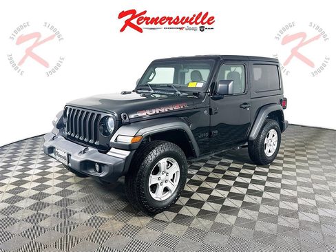 Used 2022 Jeep Wrangler Sport S image 3