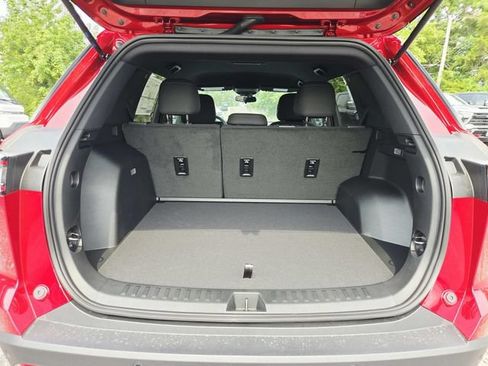 New 2027 Chevrolet Equinox LT FWD image 13