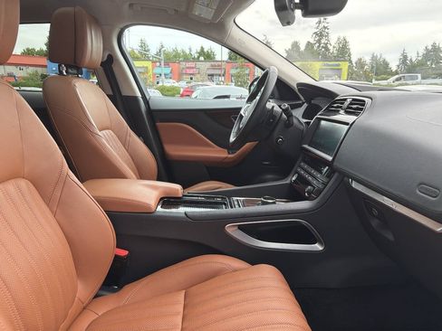 Used 2018 Jaguar F-PACE Portfolio AWD/4WD image 16