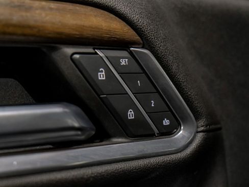 Used 2024 Chevrolet Silverado 2500 High Country w/ High Country Premium Package image 44