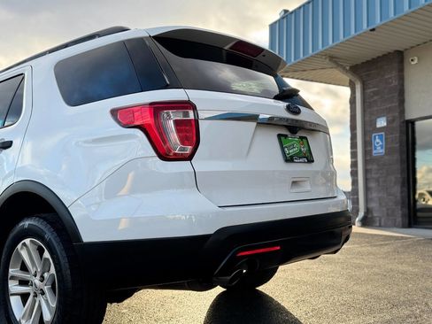 Used 2017 Ford Explorer Base AWD 4dr SUV image 47