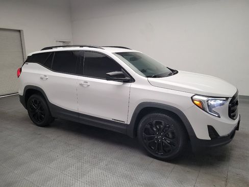 Used 2020 GMC Terrain SLE w/ Driver Convenience Package FWD image 11