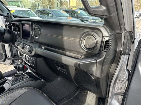 Certified 2020 Jeep Wrangler Unlimited Sahara image 28