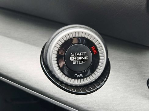 New 2026 Jeep Grand Wagoneer Limited AWD/4WD image 31