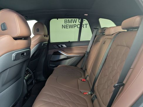 New 2026 BMW X5 xDrive40i w/ Premium Package AWD/4WD image 13