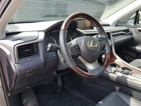 Used 2019 Lexus RX 350 AWD w/ Navigation Package image 4