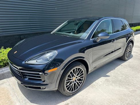 Certified 2022 Porsche Cayenne AWD/4WD image 7