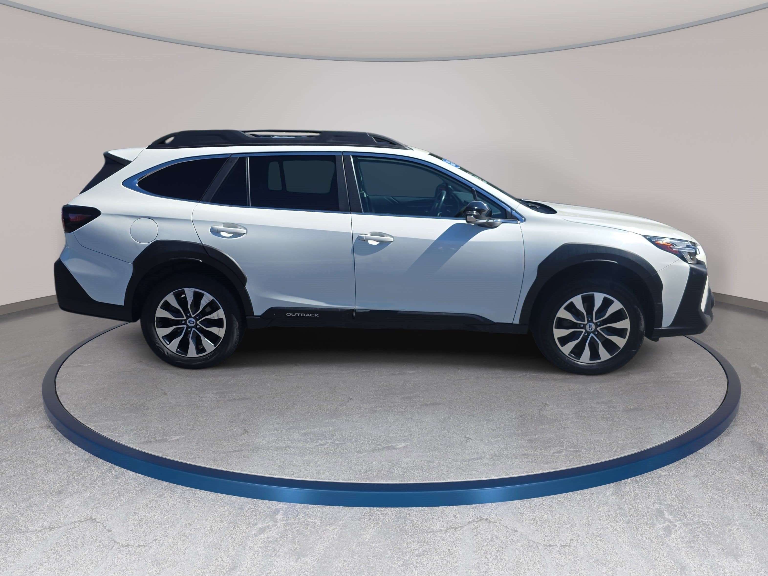 Used 2024 Subaru Outback Limited AWD/4WD image 4
