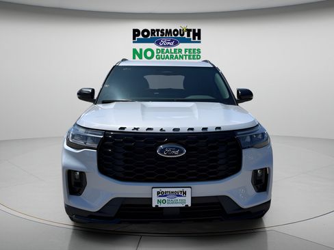 New 2026 Ford Explorer ST-Line w/ ST-Line Street Pack AWD/4WD image 10