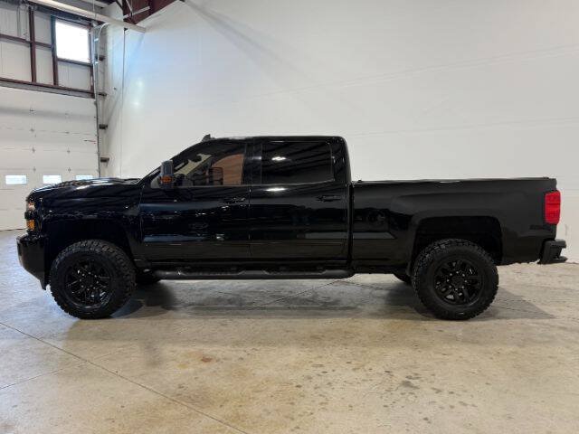 Used 2018 Chevrolet Silverado 2500 LT w/ Midnight Edition AWD/4WD image 12