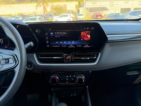 Used 2025 Chevrolet TrailBlazer LT image 18