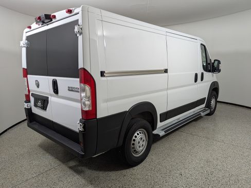 Used 2025 RAM ProMaster 2500 w/ U-Haul Equipment Group FWD image 7
