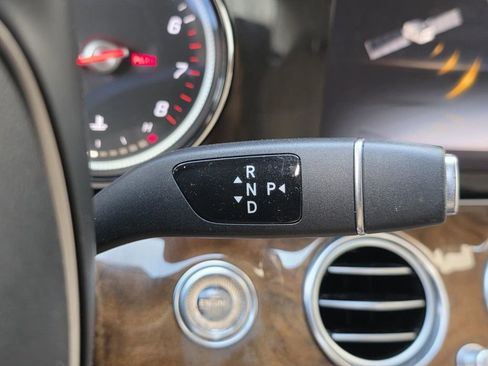 Used 2018 Mercedes-Benz E 300 w/ Premium 1 Package image 28