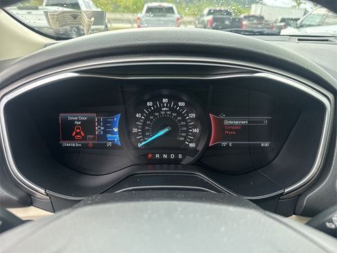 Used 2019 Ford Fusion SEL image 35