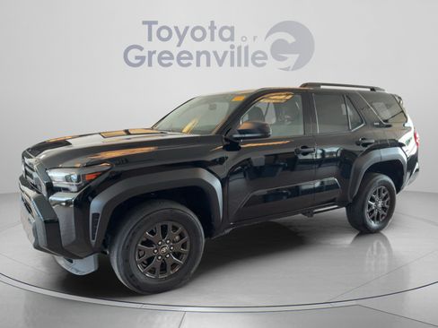 Certified 2025 Toyota 4Runner SR5 AWD/4WD image 2