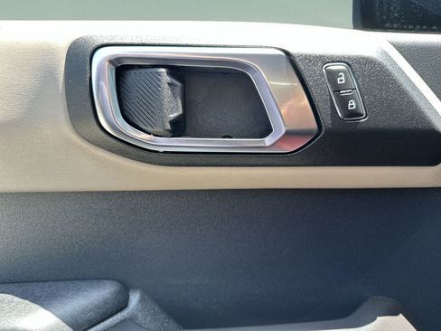 Used 2024 Ford Bronco Wildtrak AWD/4WD image 21