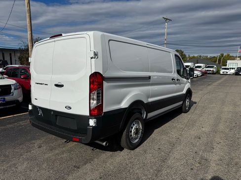 New 2026 Ford Transit 250 Low Roof AWD image 33
